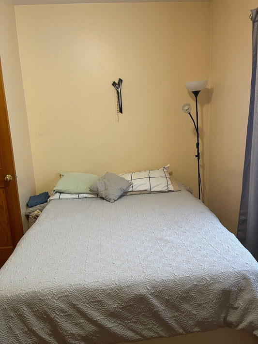 Habitación para Dama en Maspeth, Queens.