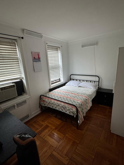 Habitación privada en Jackson Heights