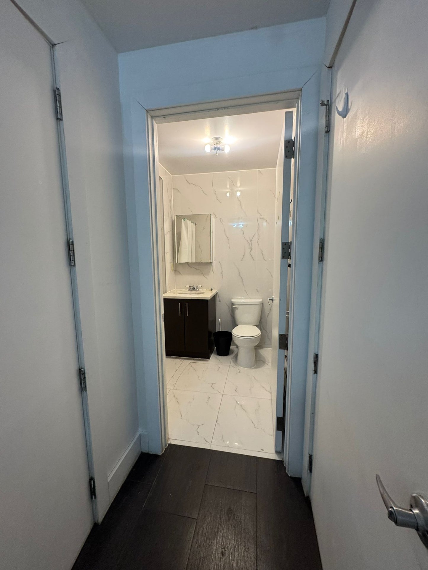 Habitación con baño privado en Elmhurst