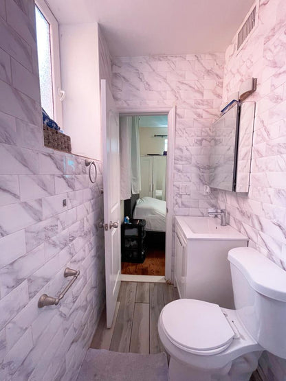 Habitación con baño privado en Maspeth