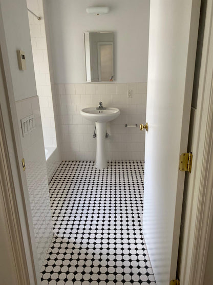 ¡Habitación amueblada con baño privado en Glendale, Queens!