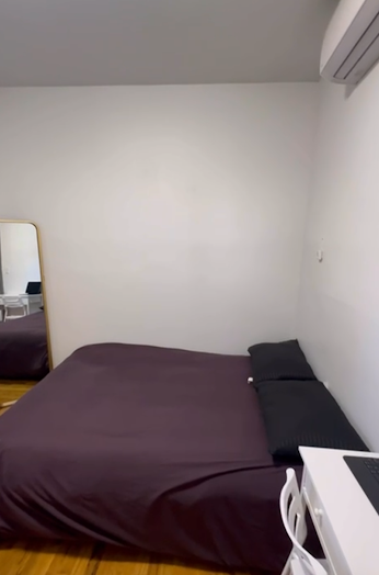 Habitación con baño privado en Bed-Stuy